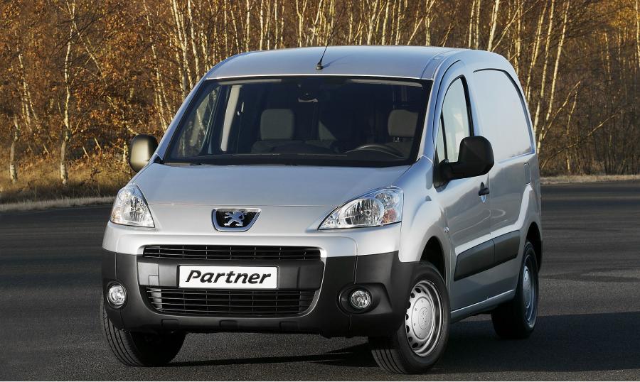  Peugeot Partner 2008 года  (фото 44 из 54)